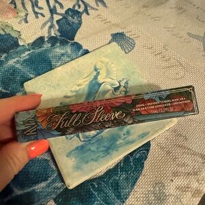 Full Sleeve KVD long defined tubing mascara